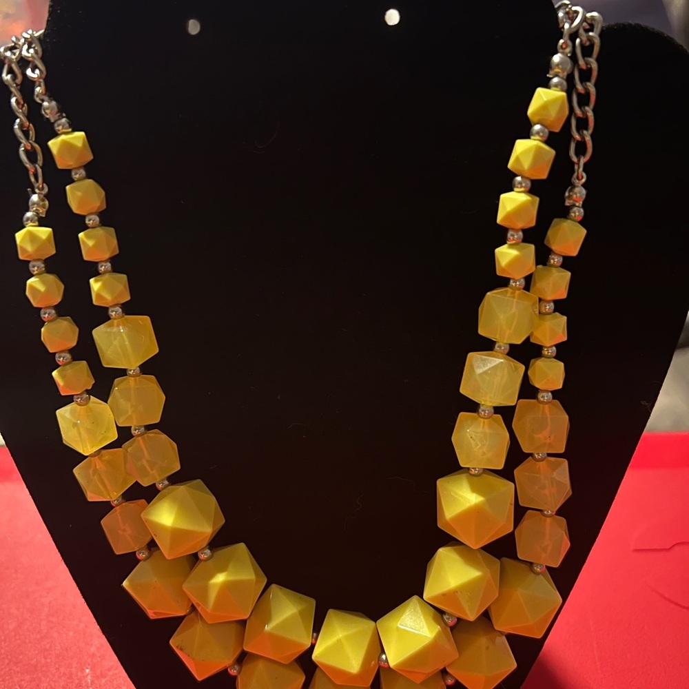 Paparazzi Bold Yellow Necklace